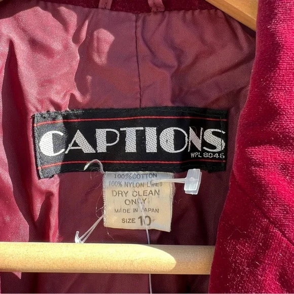 70s Maroon Velvet Slim Blazer - Picture 2 of 13